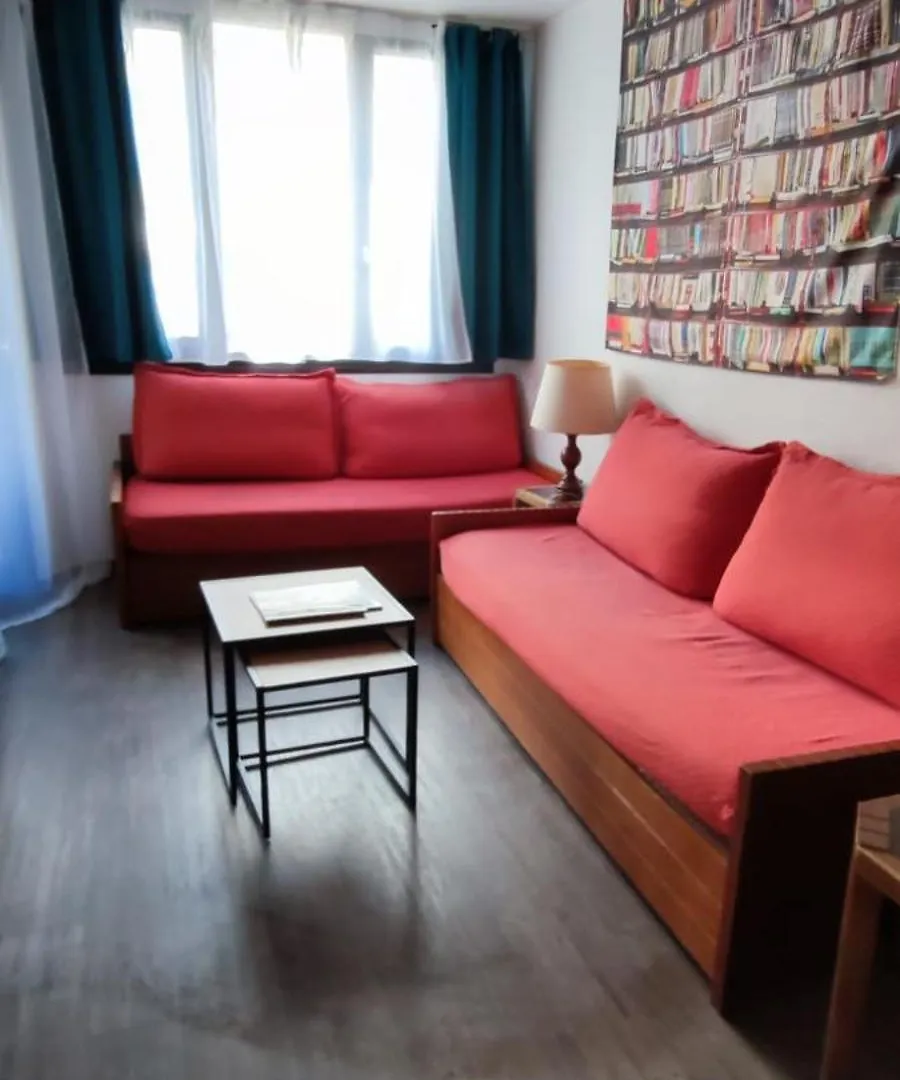 Joli Appartement Le Chamois Blanc Chamonix, Parking France
