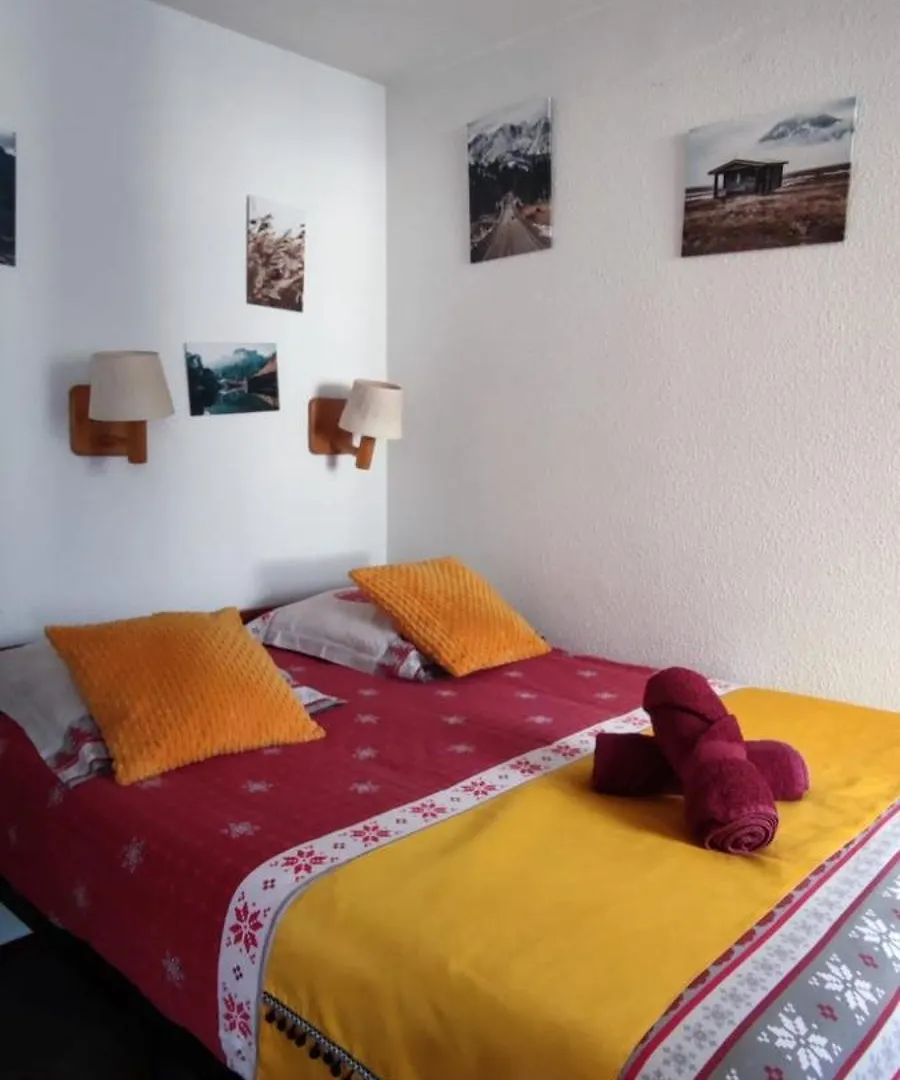 Joli Appartement Le Chamois Blanc Chamonix, Parking