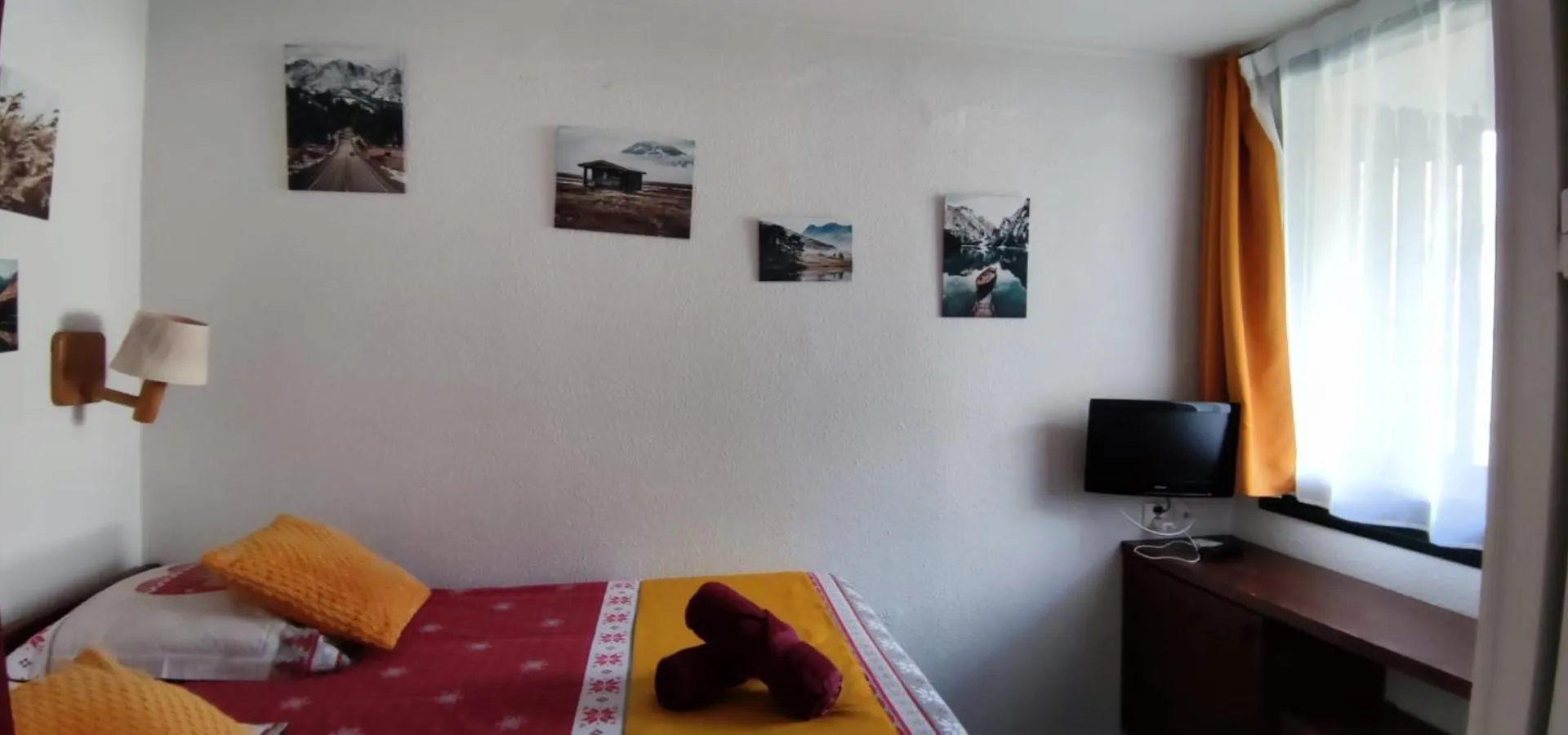 Apartment Joli Appartement Le Chamois Blanc Chamonix, Parking