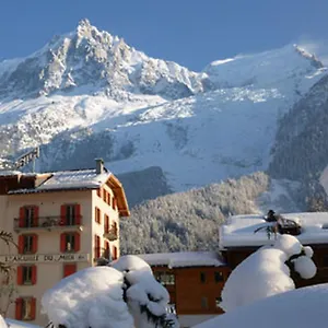 Aiguille Du Midi - & Restaurant Szálloda